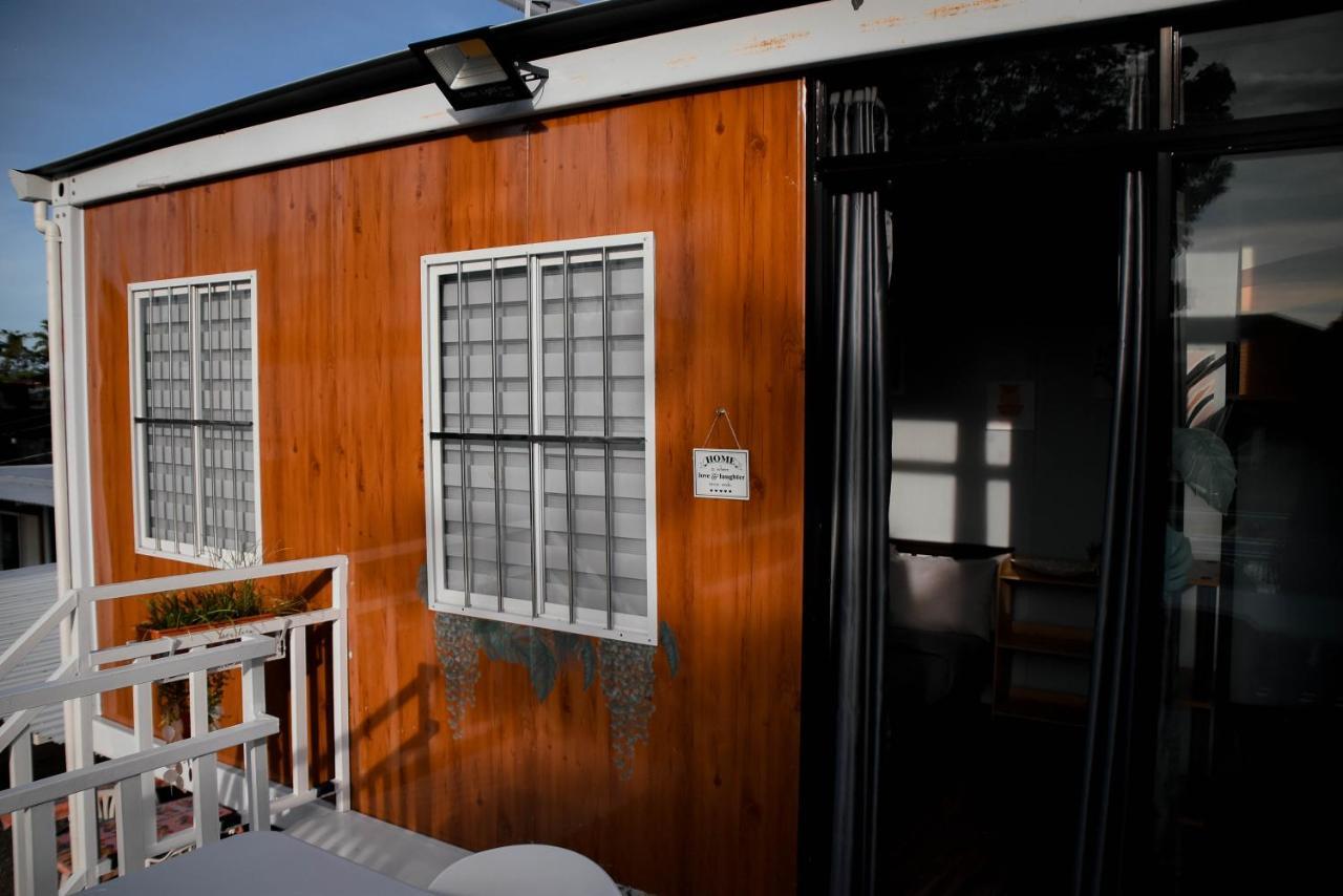 Olive Hostel Рохас Экстерьер фото