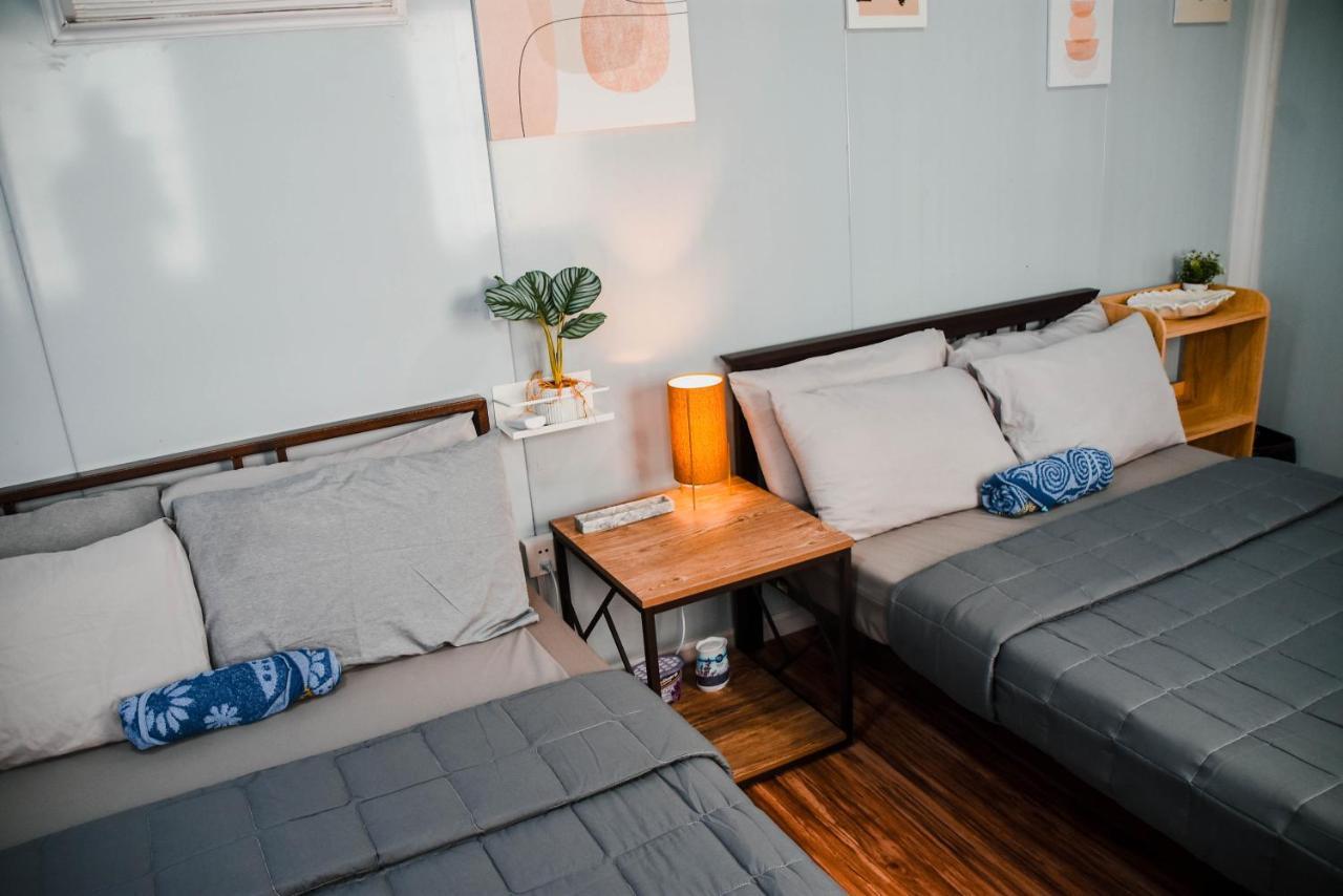 Olive Hostel Рохас Экстерьер фото