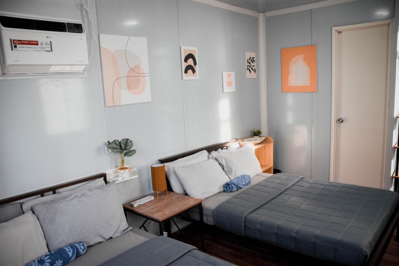 Olive Hostel Рохас Экстерьер фото