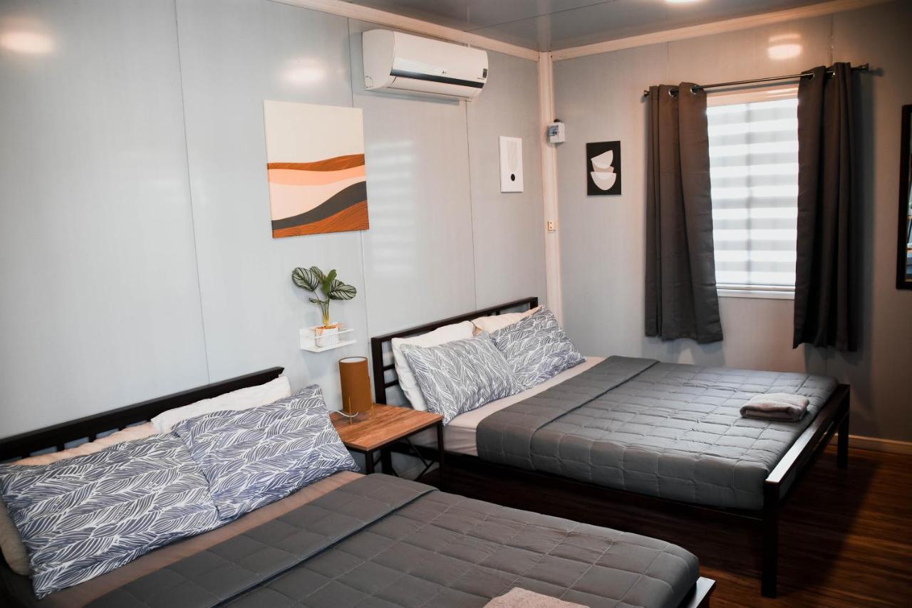 Olive Hostel Рохас Экстерьер фото