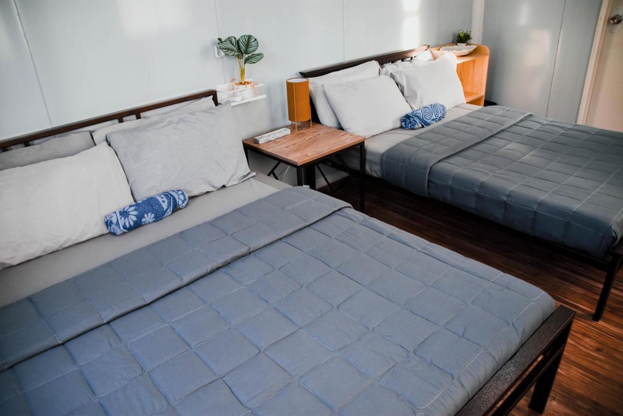 Olive Hostel Рохас Экстерьер фото