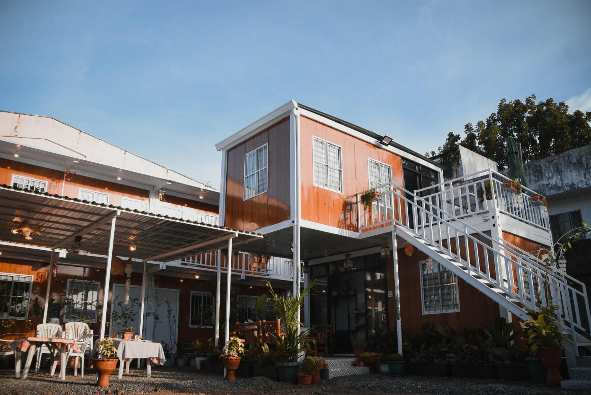 Olive Hostel Рохас Экстерьер фото